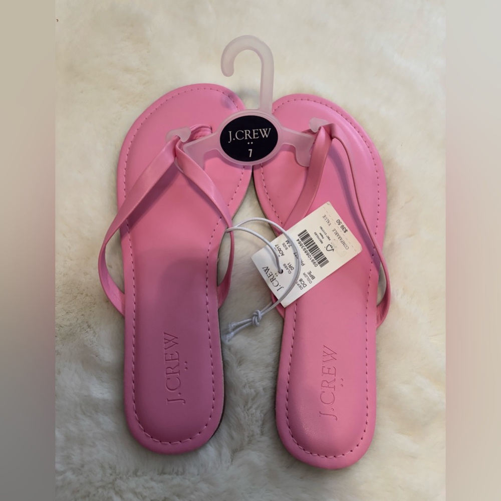 NWT. J. Crew women’s flip flops. Size 7